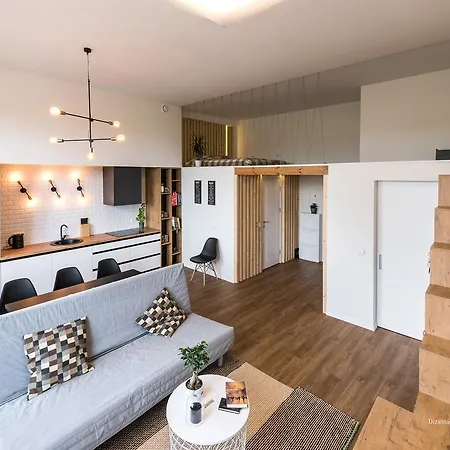 Cozy Near City Center Appartamento *